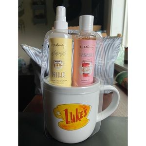 Ulta Beauty - Gilmore Girls Luke’s Diner Bath Set